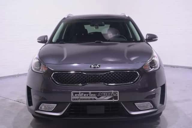 Kia Niro (2018) thumbnail 3
