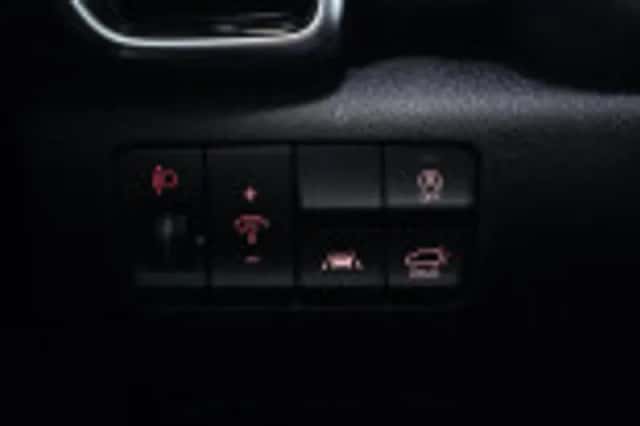 Kia Sportage (2022) thumbnail 74