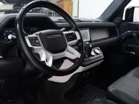 Land Rover Defender (2021) thumbnail 22