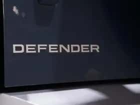 Land Rover Defender (2021) thumbnail 99