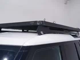 Land Rover Defender (2021) thumbnail 103