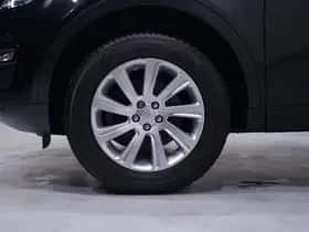 Land Rover Discovery Sport (2017) thumbnail 108