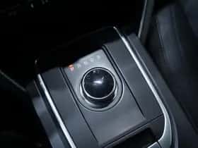 Land Rover Discovery Sport (2017) thumbnail 29