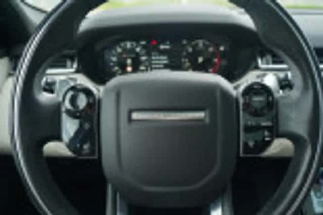 Range Rover Velar (2018) thumbnail 108