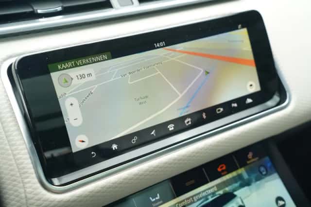 Range Rover Velar (2018) thumbnail 182