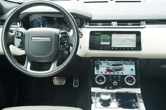 Range Rover Velar (2018) thumbnail 207