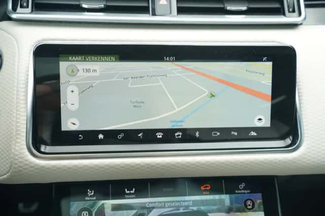 Range Rover Velar (2018) thumbnail 43