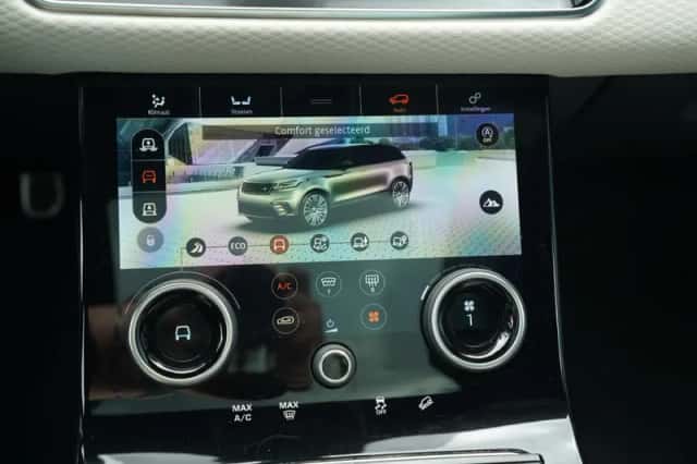 Range Rover Velar (2018) thumbnail 44