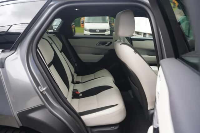 Range Rover Velar (2018) thumbnail 58