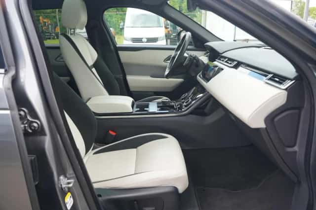Range Rover Velar (2018) thumbnail 59