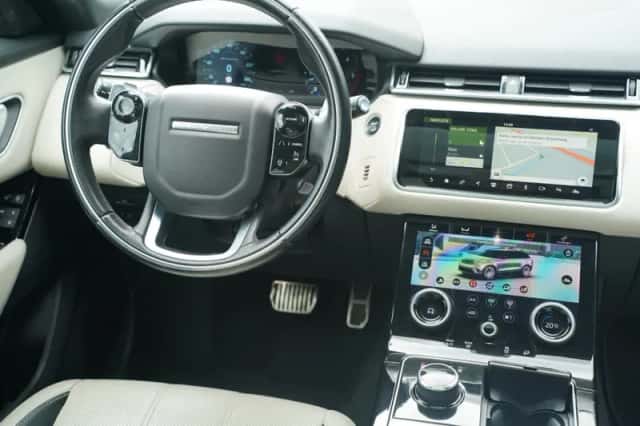 Range Rover Velar (2018) thumbnail 68