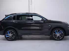 Lynk & Co 01 (2024) thumbnail 9