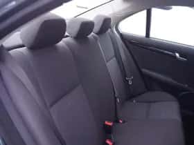 Mercedes-Benz C-Klasse (2009) thumbnail 125