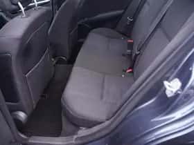 Mercedes-Benz C-Klasse (2009) thumbnail 32