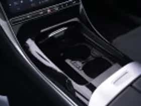 Mercedes-Benz C-Klasse (2023) thumbnail 97