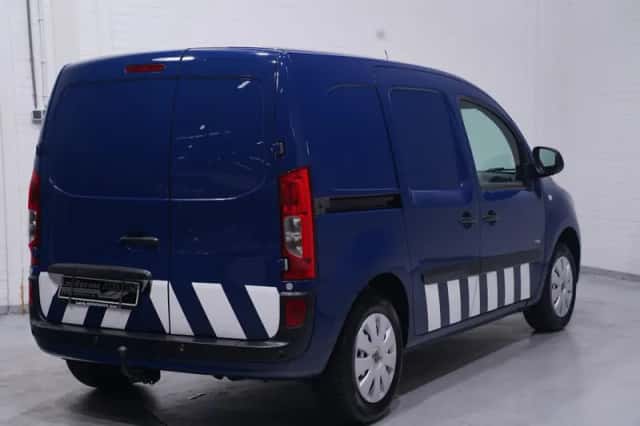 Mercedes-Benz Citan (2014) thumbnail 4