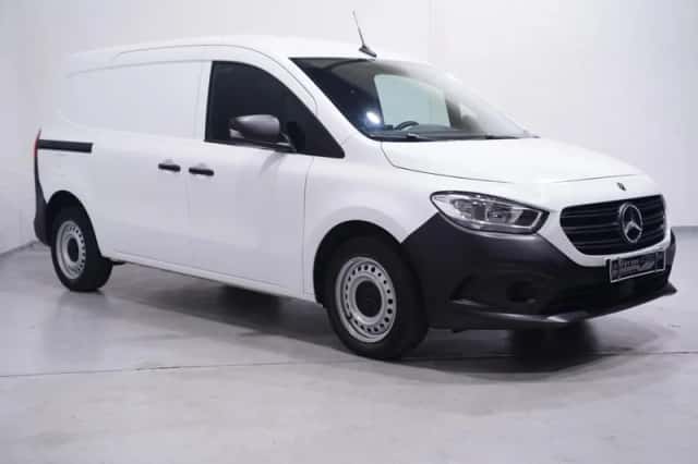 Mercedes-Benz Citan (2024) thumbnail 2