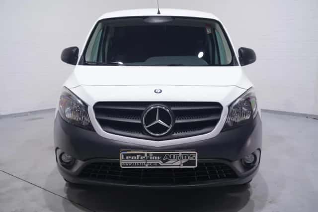 Mercedes-Benz Citan (2018) thumbnail 5