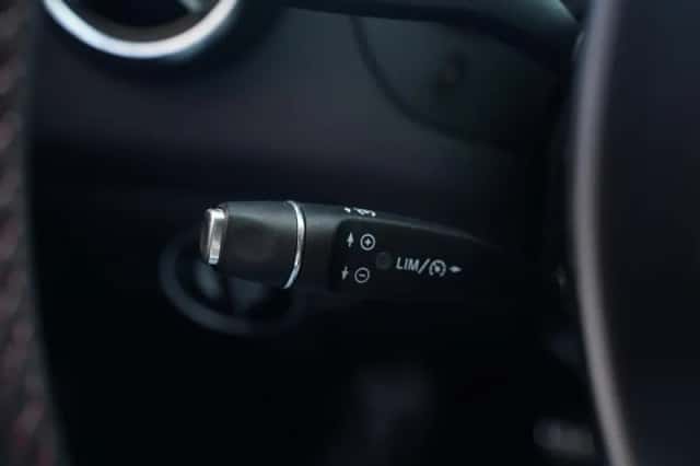 Mercedes-Benz CLA-Klasse (2018) thumbnail 35