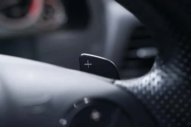 Mercedes-Benz E-Klasse (2012) thumbnail 116