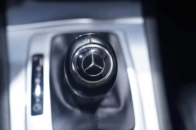 Mercedes-Benz E-Klasse (2012) thumbnail 123