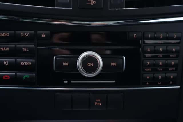 Mercedes-Benz E-Klasse (2012) thumbnail 125