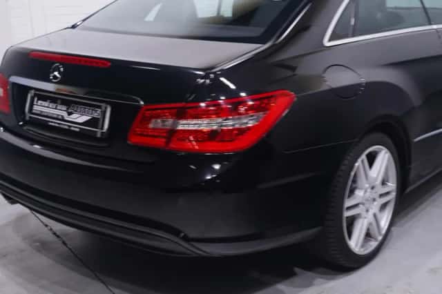 Mercedes-Benz E-Klasse (2012) thumbnail 16