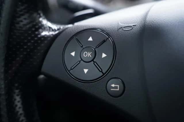 Mercedes-Benz E-Klasse (2012) thumbnail 23
