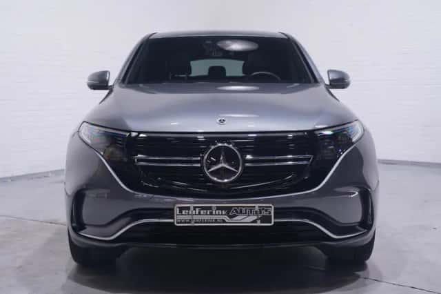 Mercedes-Benz EQC (2023) thumbnail 3