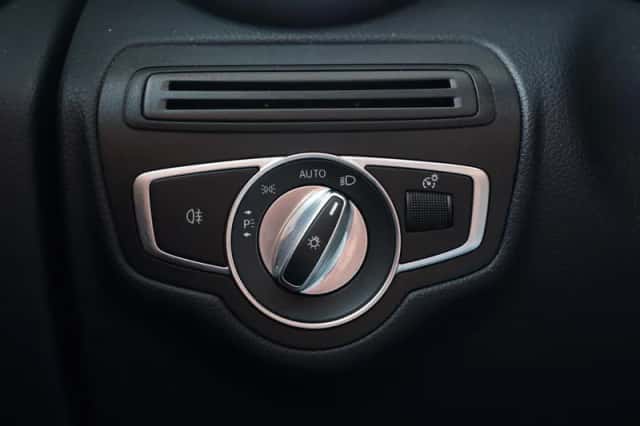 Mercedes-Benz GLC-Klasse (2020) thumbnail 140