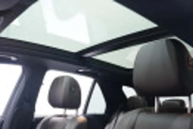 Mercedes-Benz GLE (2022) thumbnail 101