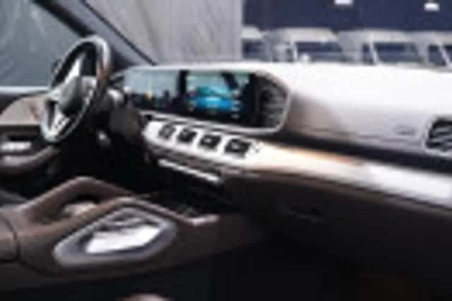 Mercedes-Benz GLE (2022) thumbnail 105