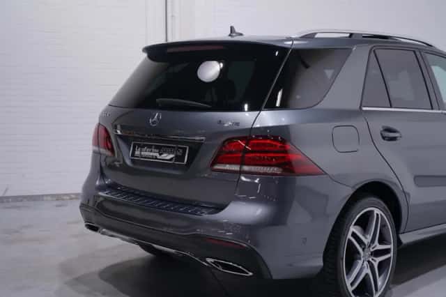 Mercedes-Benz GLE (2017) thumbnail 13