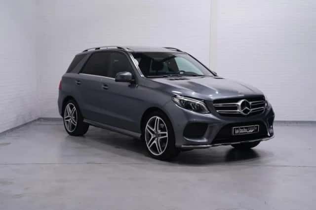 Mercedes-Benz GLE (2017) thumbnail 3