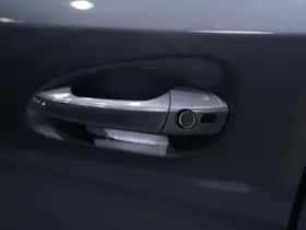 Mercedes-Benz GLE (2017) thumbnail 21