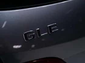 Mercedes-Benz GLE (2017) thumbnail 27