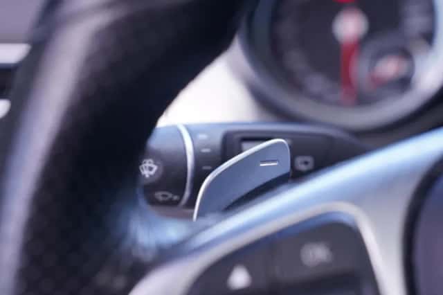Mercedes-Benz GLE (2017) thumbnail 54