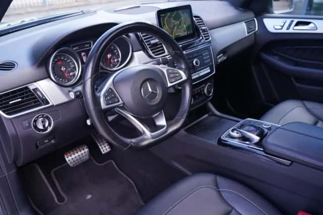 Mercedes-Benz GLE (2017) thumbnail 56
