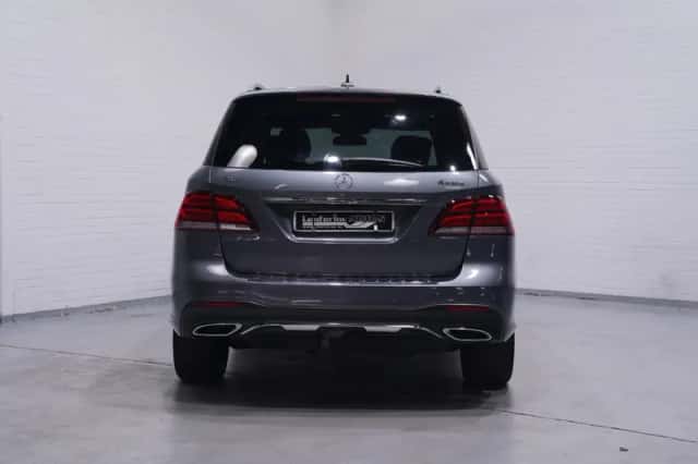 Mercedes-Benz GLE (2017) thumbnail 9