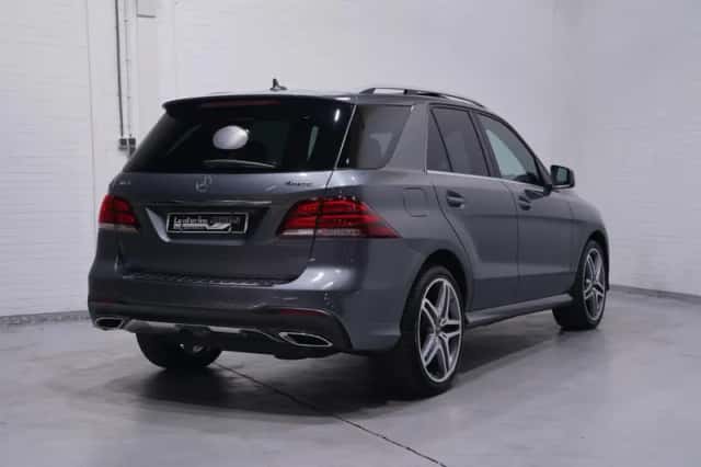 Mercedes-Benz GLE (2017) thumbnail 10