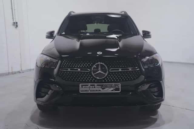 Mercedes-Benz GLE (2024) thumbnail 3