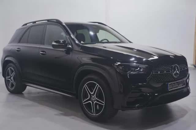 Mercedes-Benz GLE (2024) thumbnail 4