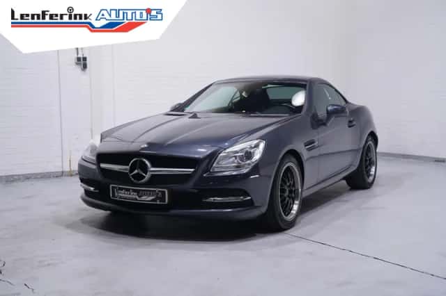 Mercedes-Benz SLK-Klasse (2011) thumbnail 2