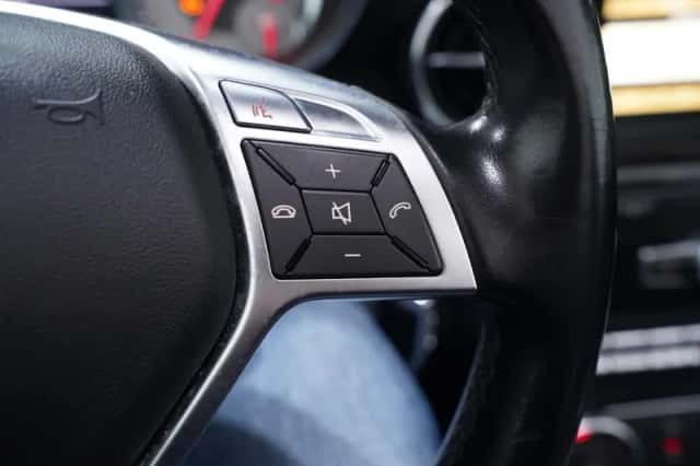 Mercedes-Benz SLK-Klasse (2011) thumbnail 120