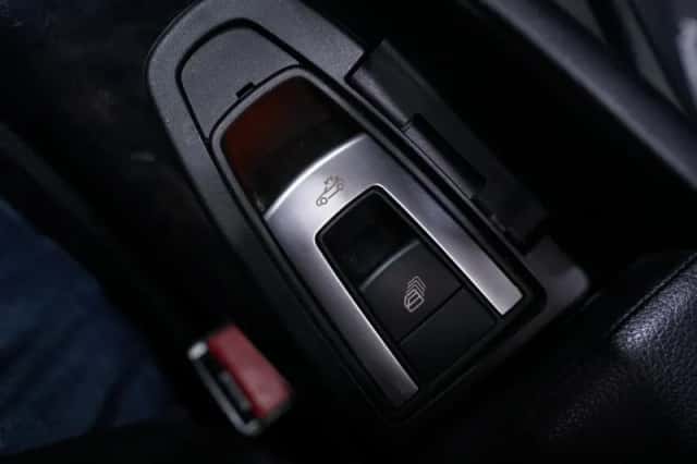 Mercedes-Benz SLK-Klasse (2011) thumbnail 126