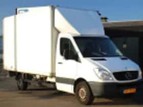Mercedes-Benz Sprinter (2012) thumbnail 32