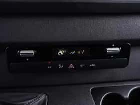 Mercedes-Benz Sprinter (2022) thumbnail 118