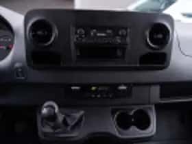 Mercedes-Benz Sprinter (2022) thumbnail 75