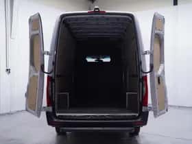 Mercedes-Benz Sprinter (2022) thumbnail 97