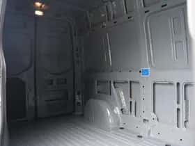 Mercedes-Benz Sprinter (2024) thumbnail 15